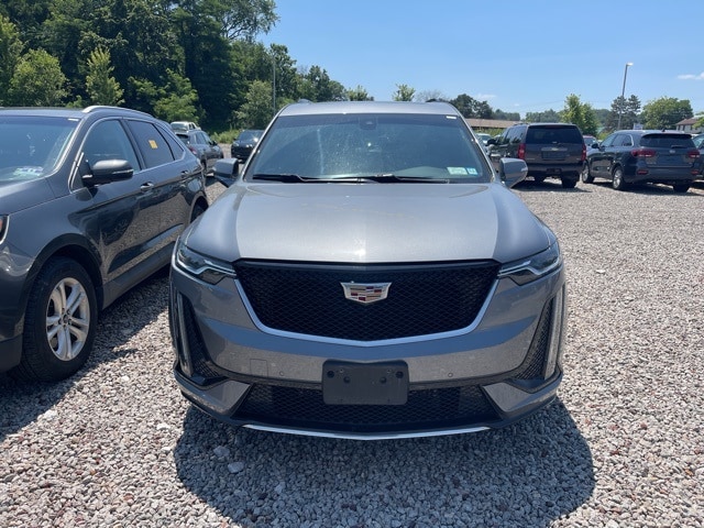 Thumbnail: 2022 Cadillac XT6 - 2