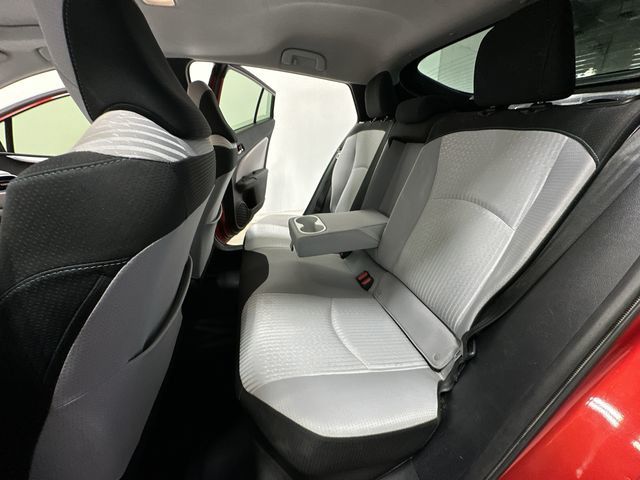 Thumbnail: 2018 Toyota Prius - 20