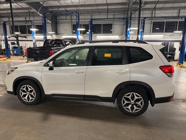 Thumbnail: 2020 Subaru Forester - 14