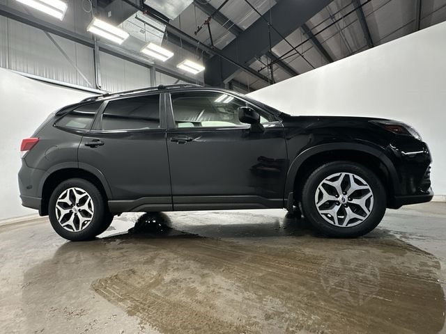 Thumbnail: 2022 Subaru Forester - 3