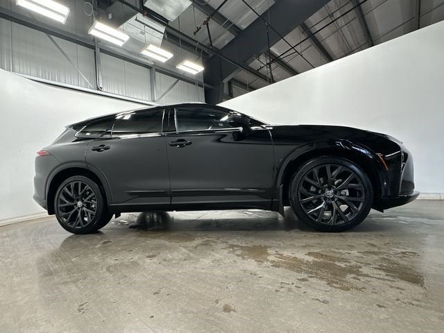 Thumbnail: 2025 Toyota Crown Signia - 3