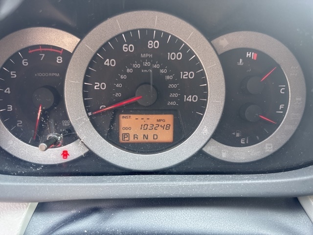 2012 Toyota RAV4  4