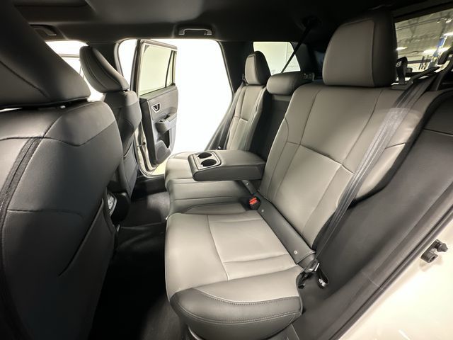 Thumbnail: 2026 Subaru Outback - 19