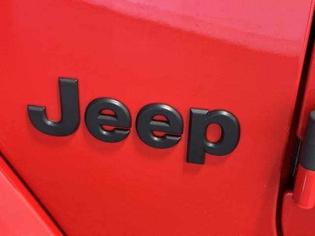 Thumbnail: 2021 Jeep Gladiator - 27