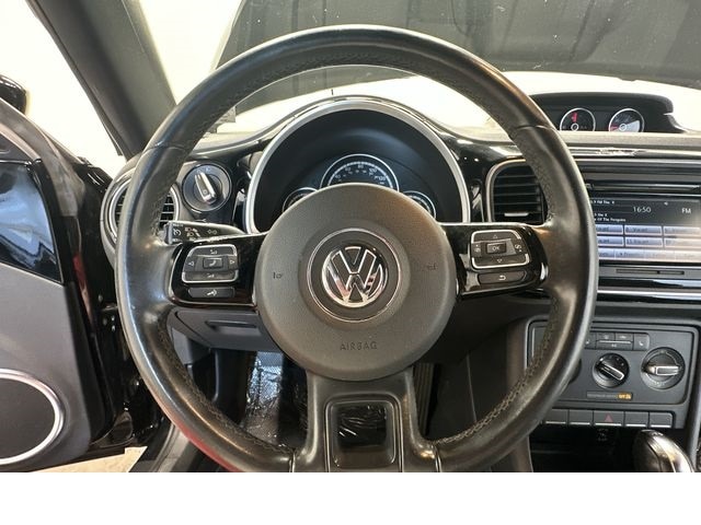 Thumbnail: 2014 Volkswagen Beetle - 7