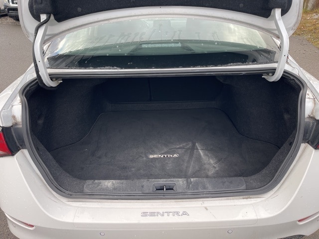 Thumbnail: 2022 Nissan Sentra - 12