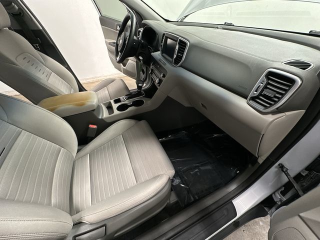 Thumbnail: 2018 Kia Sportage - 19