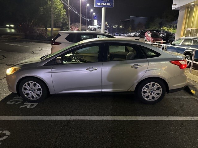 2012 Ford Focus SE photo 4
