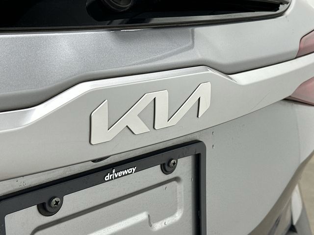 Thumbnail: 2023 Kia Seltos - 25