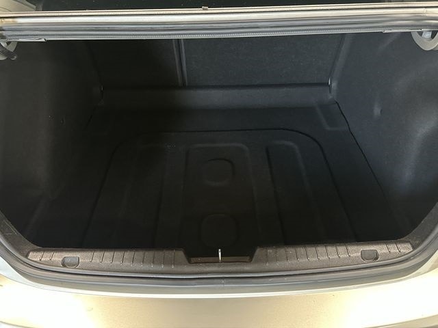 Thumbnail: 2013 Chevrolet Cruze - 20