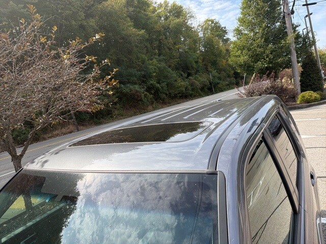 2015 Honda Pilot EX-L photo 2