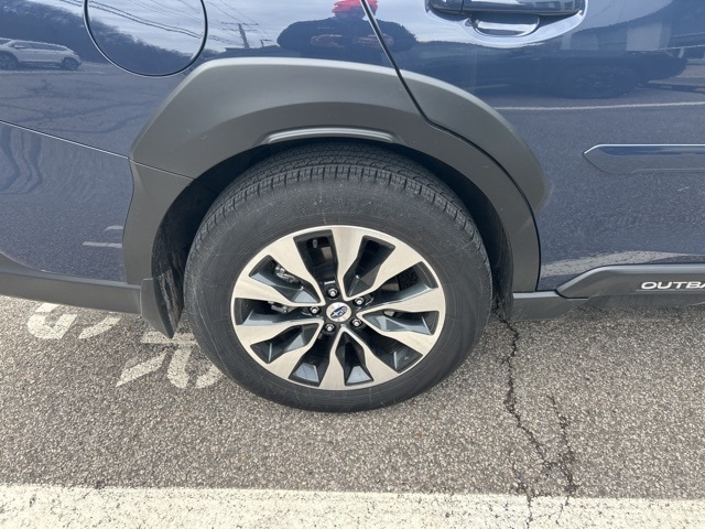 Thumbnail: 2025 Subaru Outback - 18