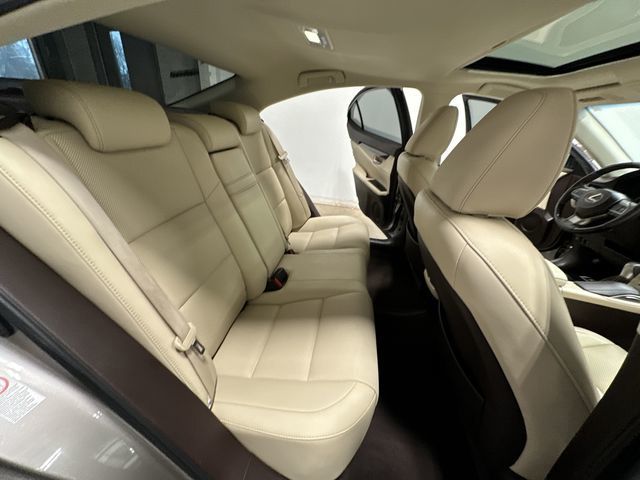 Thumbnail: 2017 Lexus ES - 26