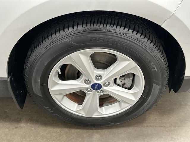 Thumbnail: 2016 Ford Edge - 5
