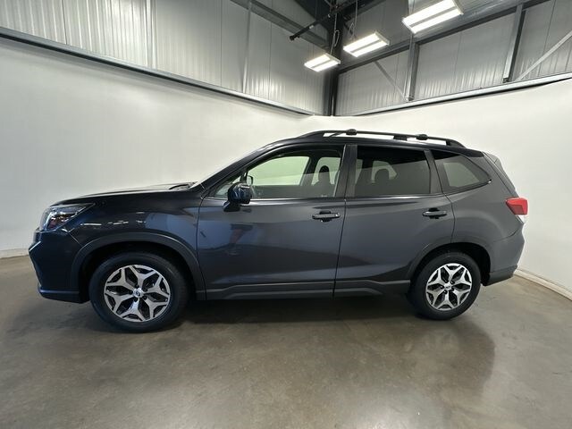 2019 Subaru Forester Premium photo 2