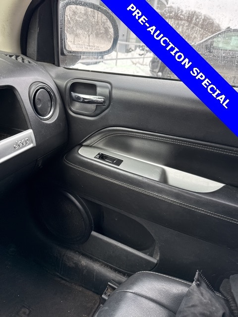 Thumbnail: 2016 Jeep Compass - 6