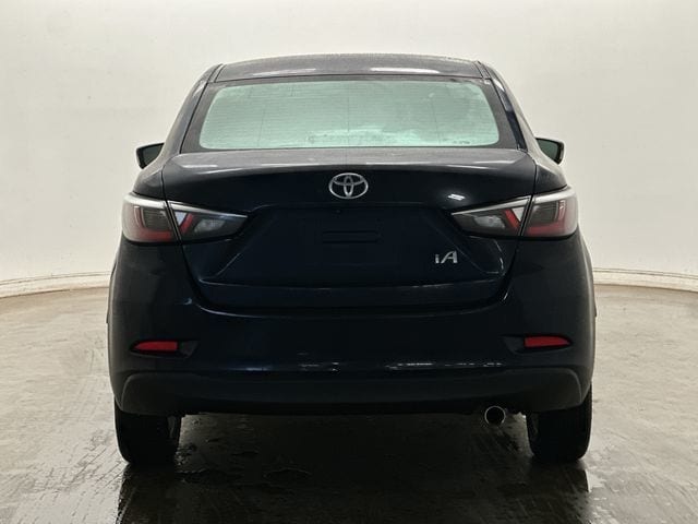 Thumbnail: 2017 Toyota Yaris iA - 4