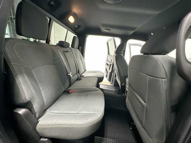 Thumbnail: 2021 RAM 1500 Classic - 25