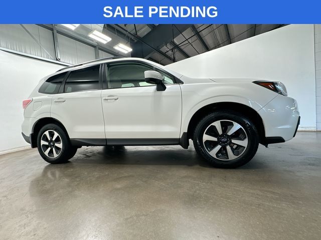 Thumbnail: 2018 Subaru Forester - 3