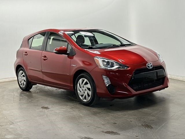 Thumbnail: 2015 Toyota Prius c - 27