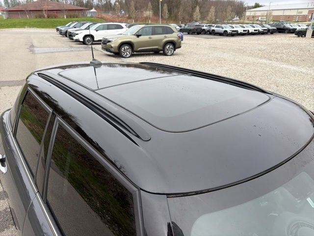 Thumbnail: 2019 MINI Cooper Hardtop - 8