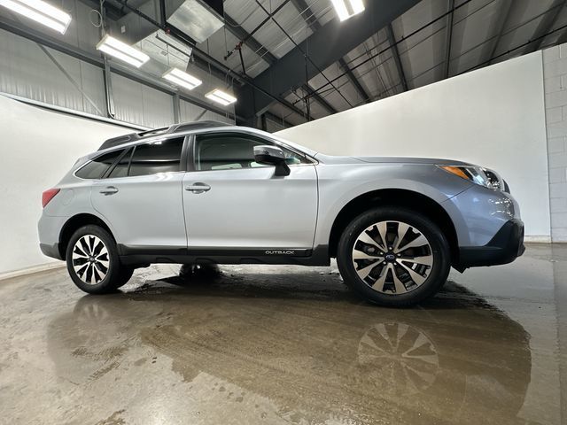 Thumbnail: 2016 Subaru Outback - 3