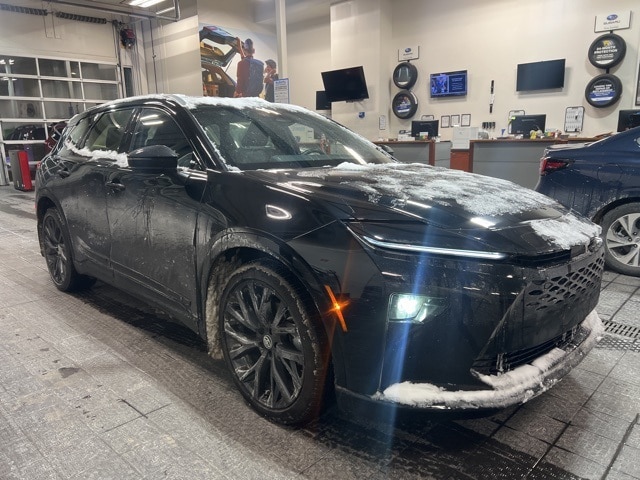 Thumbnail: 2025 Toyota Crown Signia - 8