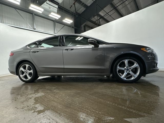 Thumbnail: 2014 Ford Fusion - 3