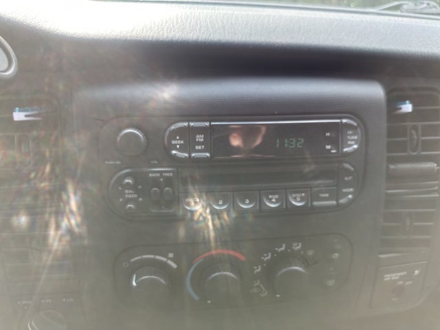 Thumbnail: 2004 Dodge Dakota - 10