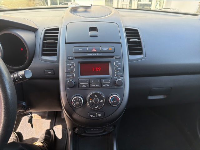 Thumbnail: 2012 Kia Soul - 6