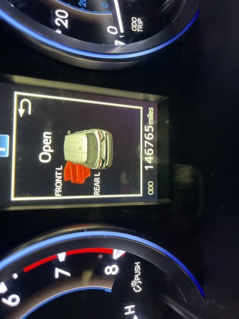 Thumbnail: 2015 Toyota Highlander - 27