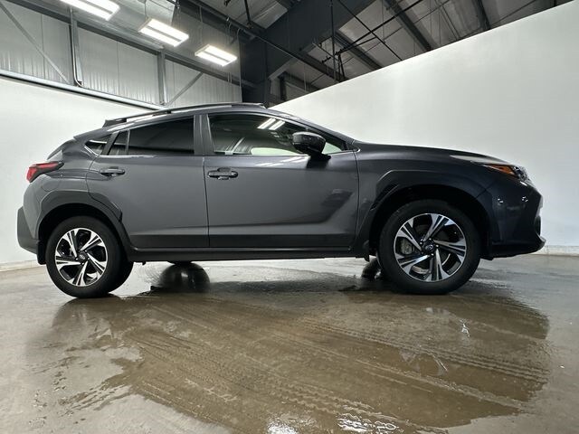 2024 Subaru Crosstrek Premium photo 3