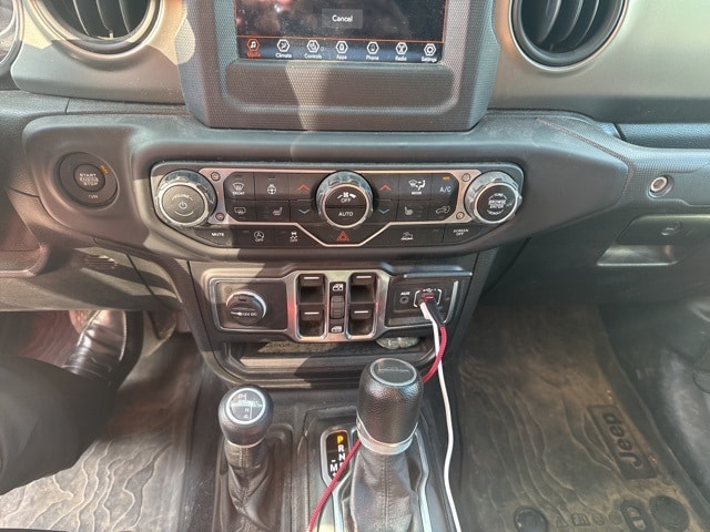 Thumbnail: 2021 Jeep Gladiator - 12