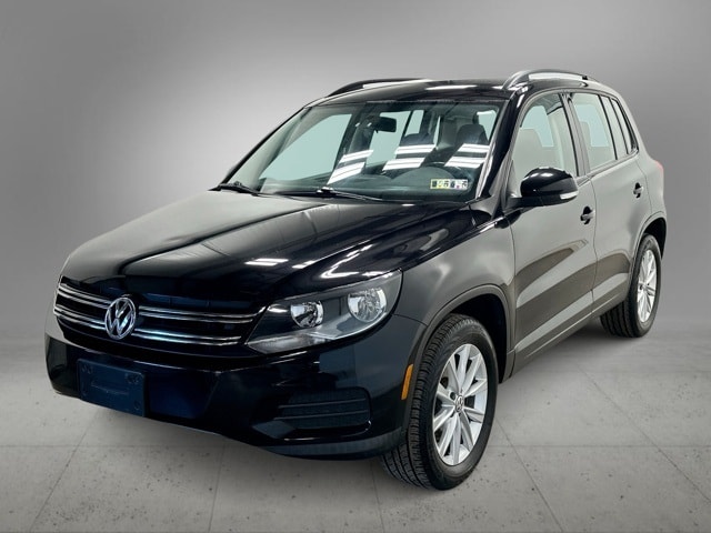 2017 Volkswagen Tiguan  -
                  Moon Township, PA