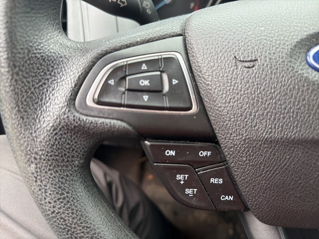 Thumbnail: 2016 Ford Focus - 15