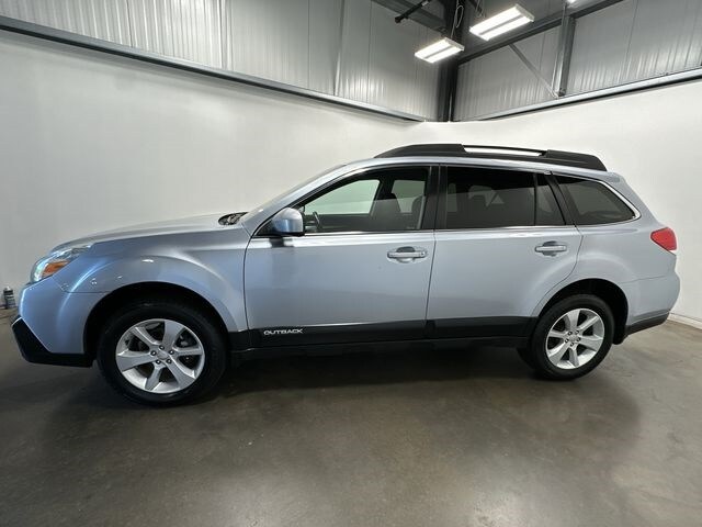 Used 2013 Subaru Outback Premium with VIN 4S4BRBCC3D3324821 for sale in Moon Township, PA