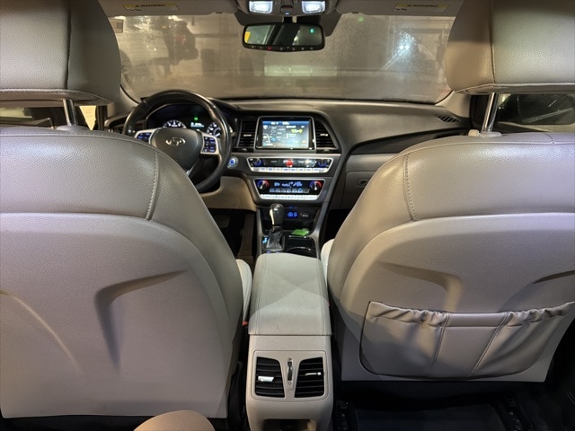 Thumbnail: 2019 Hyundai Sonata - 17