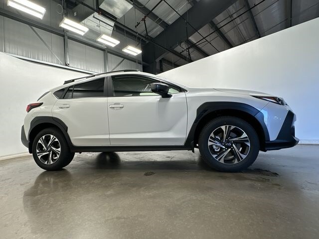 2025 Subaru Crosstrek Premium photo 3
