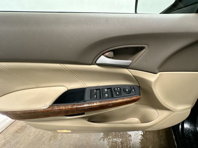 Thumbnail: 2009 Honda Accord - 15