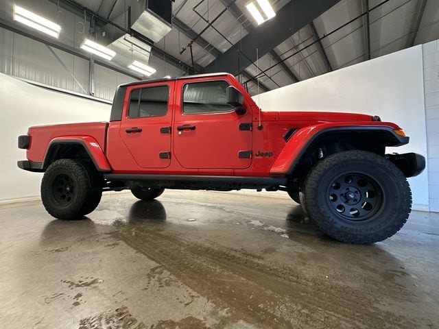 Thumbnail: 2021 Jeep Gladiator - 3