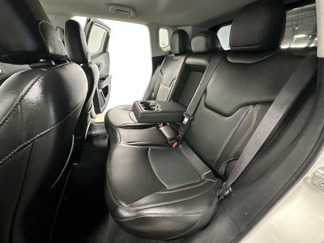 Thumbnail: 2019 Jeep Compass - 19