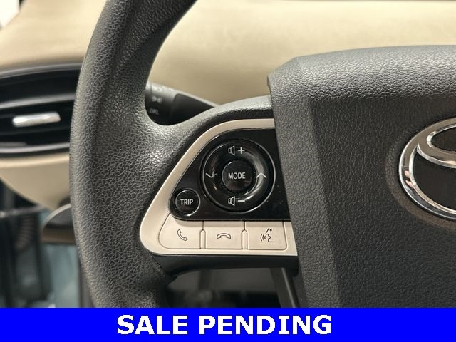 Thumbnail: 2016 Toyota Prius - 8