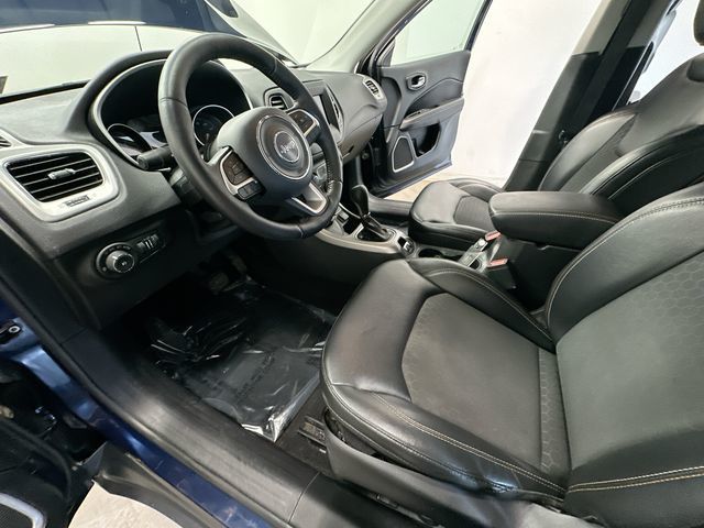 Thumbnail: 2018 Jeep Compass - 16