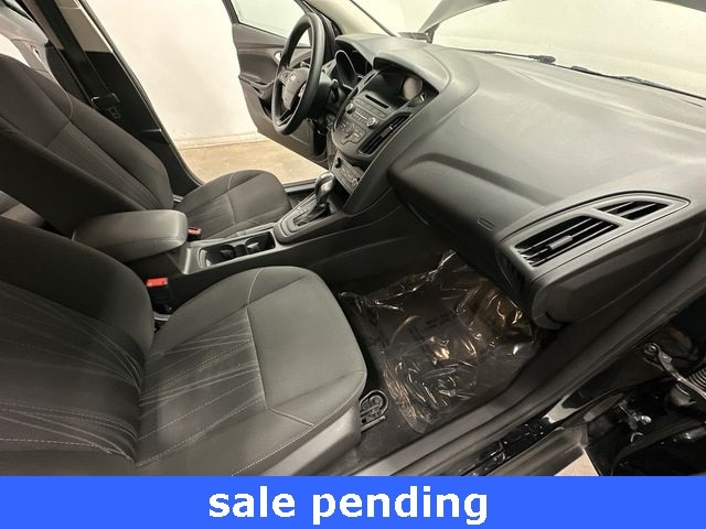 Thumbnail: 2016 Ford Focus - 18