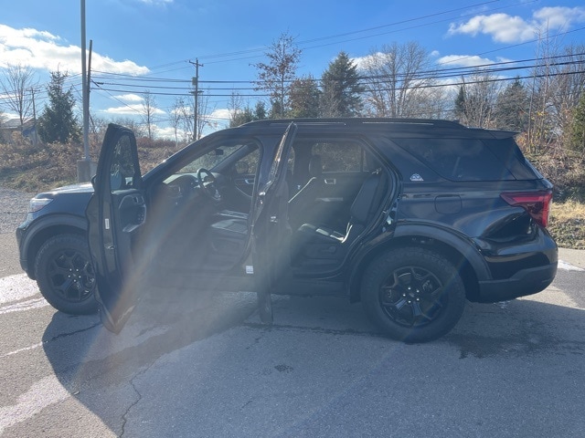 Thumbnail: 2021 Ford Explorer - 14