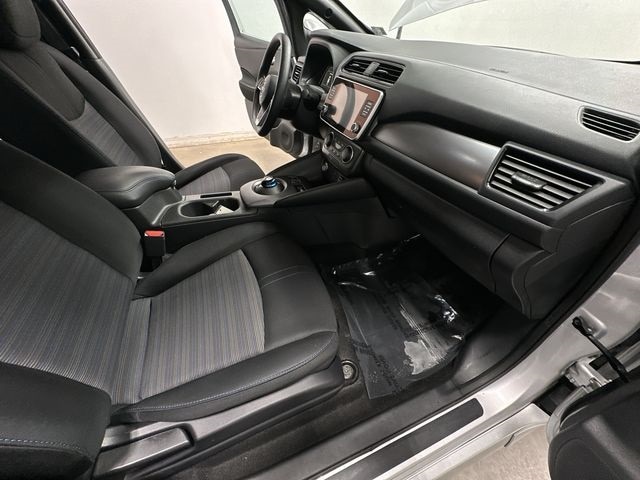 Thumbnail: 2023 Nissan Leaf - 20