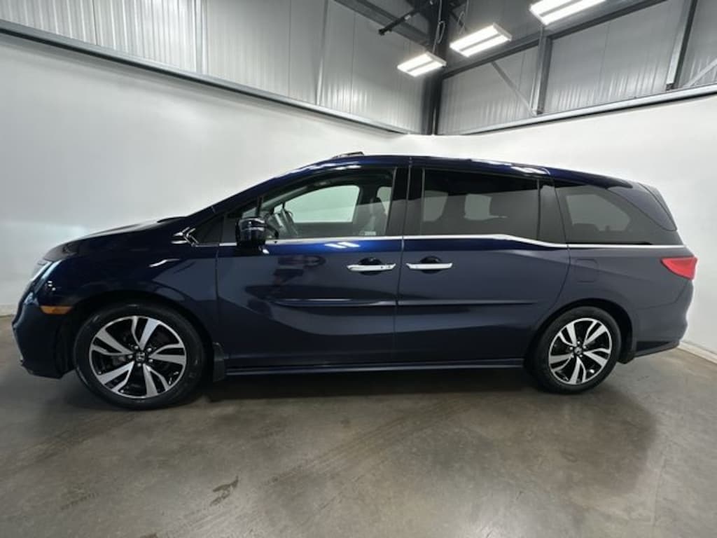 Used 2018 Honda Odyssey Elite Van
