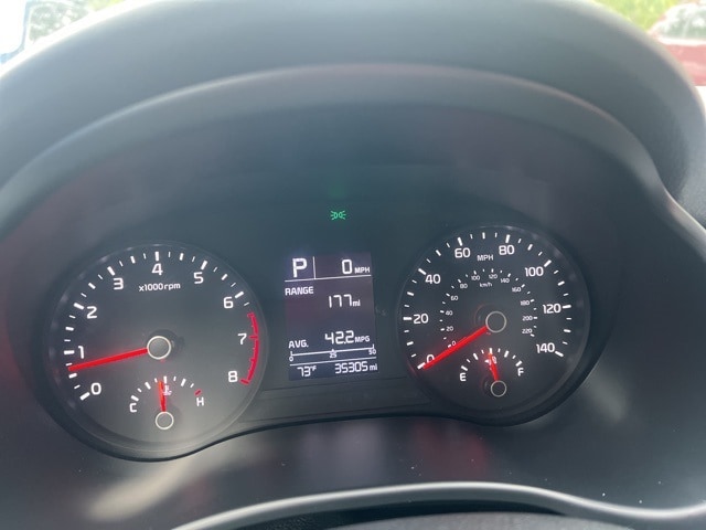 Thumbnail: 2022 Kia Rio5 - 1