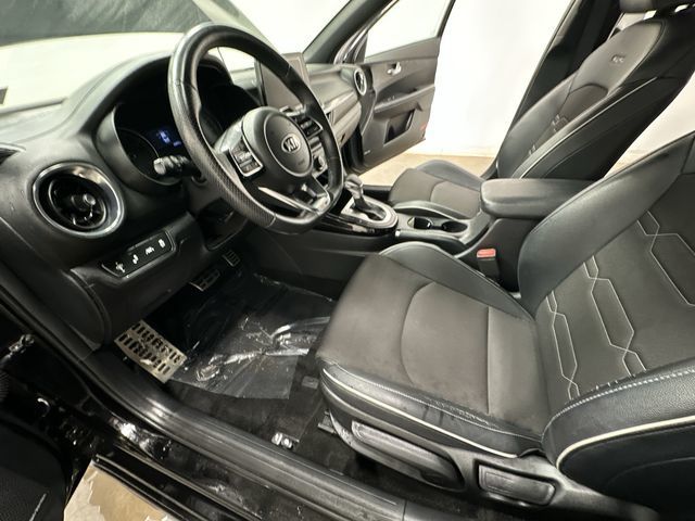 Thumbnail: 2020 Kia Forte - 16