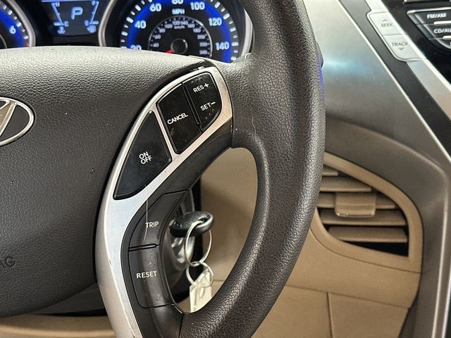 Thumbnail: 2012 Hyundai Elantra - 9